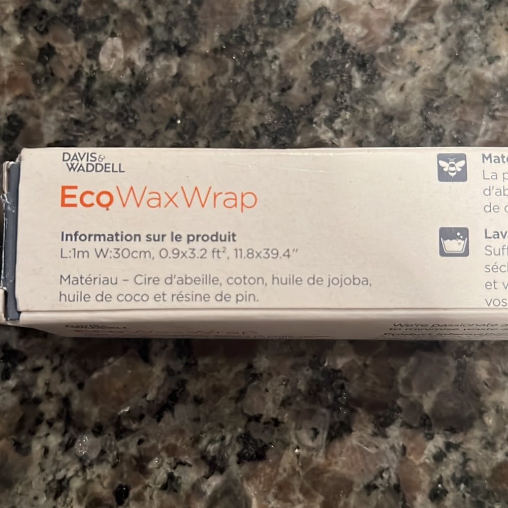 Davis & Waddell Reusable Beeswax Wrap Roll, green with bees, new in box - Picture 6 of 11